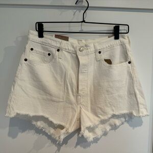 Authentic Levi’s - White Levi’s 501 Jean Shorts